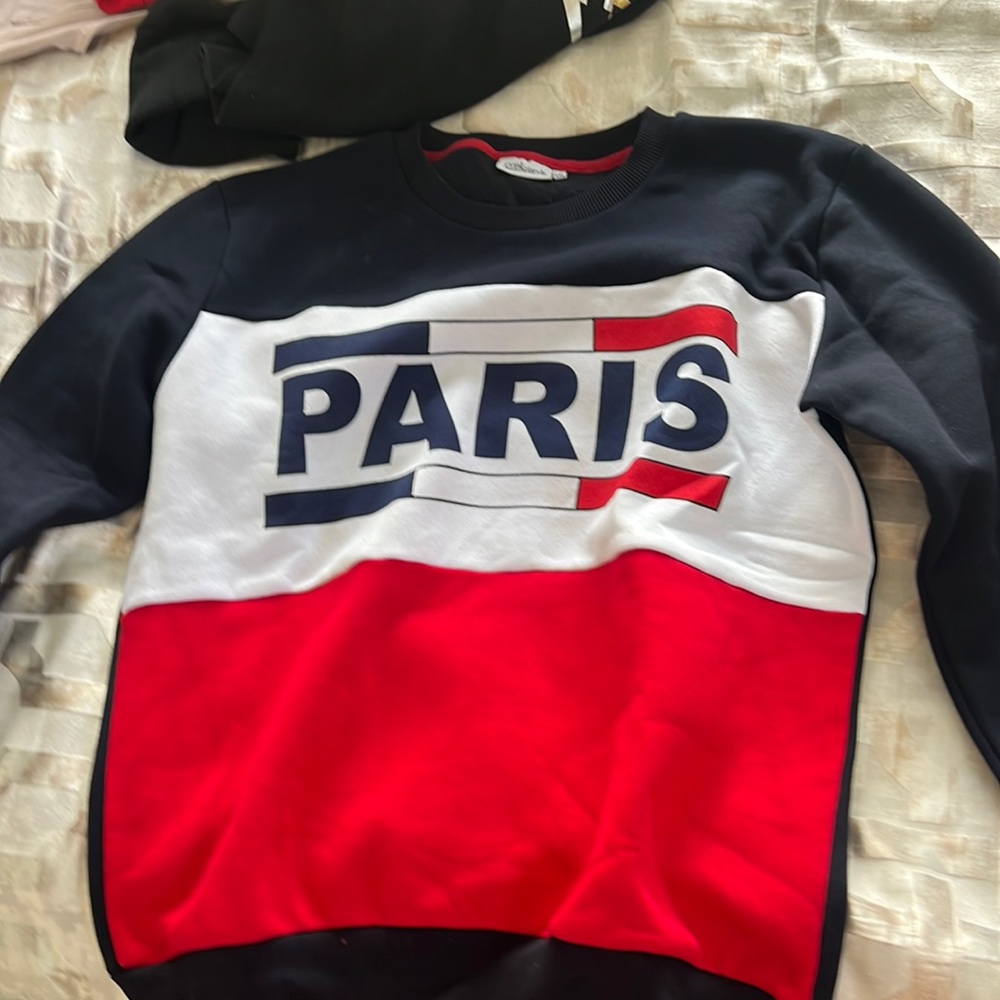 XXL Paris sweater from Paris france